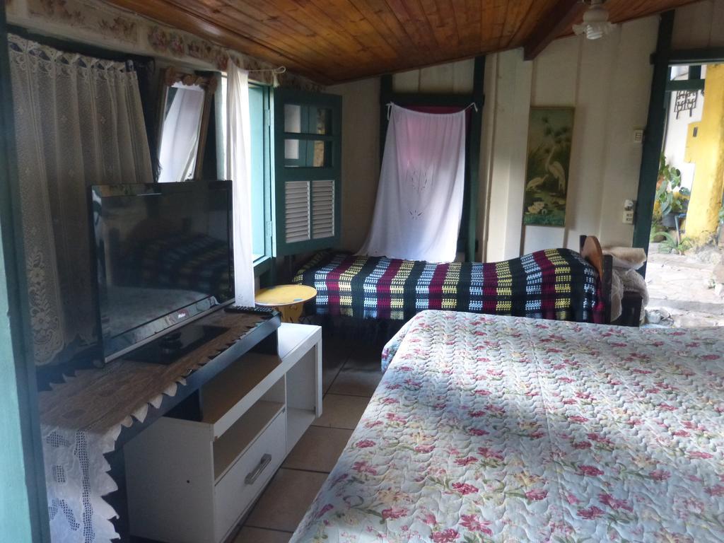 Pouso Das Glicinias - B&B Ouro Preto  Exterior foto